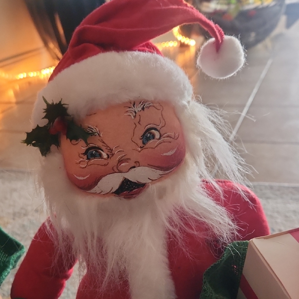 18" Vintage Annalee Santa